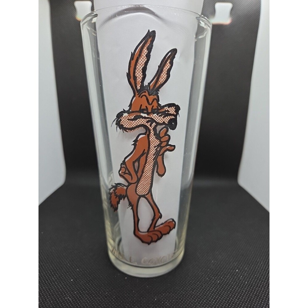 1973 Wile E Coyote Looney Tunes Pepsi Collector Glass Warner Bros B17